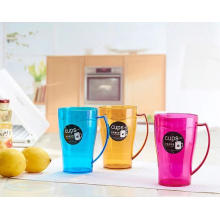 Suzhou Manufacturer of Personality Design Plastic Cup